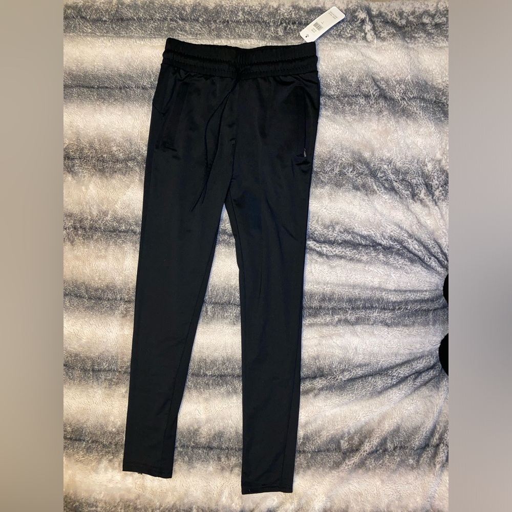 Lydaa brand. Size Small